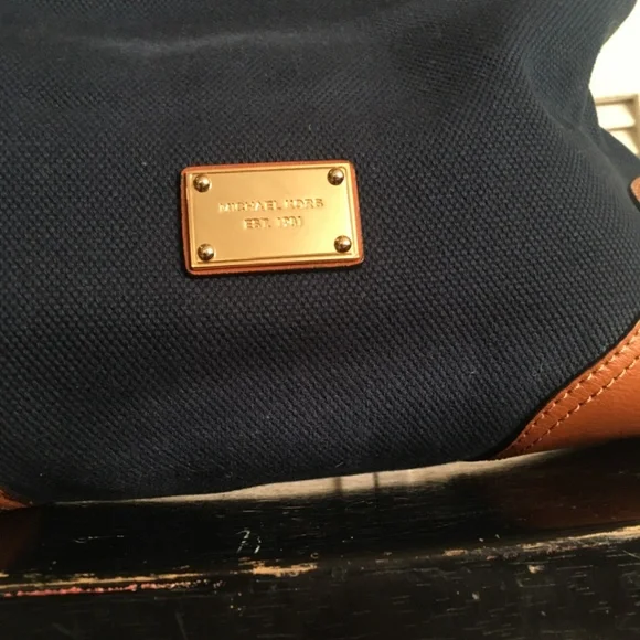 Michael Kors Blue and brown shoulder bag/purse - Picture 3 of 6